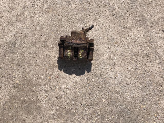 bontott RENAULT TWINGO I Bal első Féknyereg Munkahengerrel