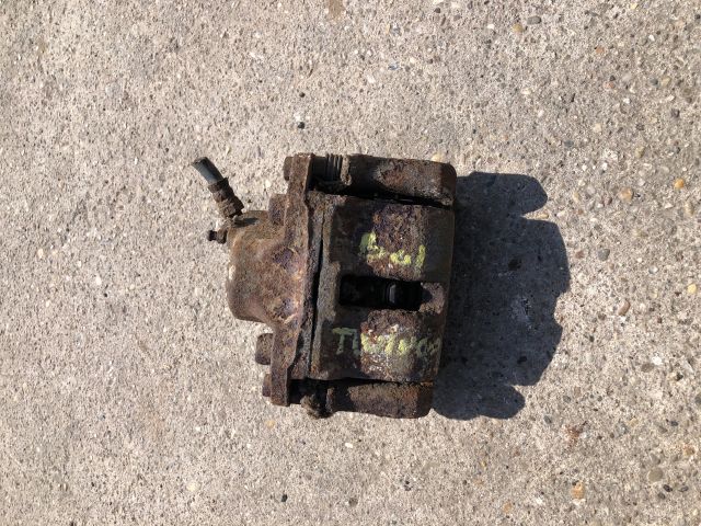 bontott RENAULT TWINGO I Bal első Féknyereg Munkahengerrel