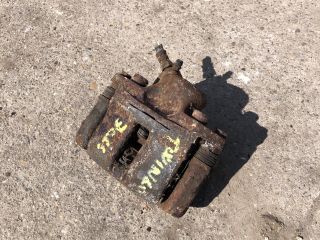 bontott RENAULT TWINGO I Jobb első Féknyereg Munkahengerrel