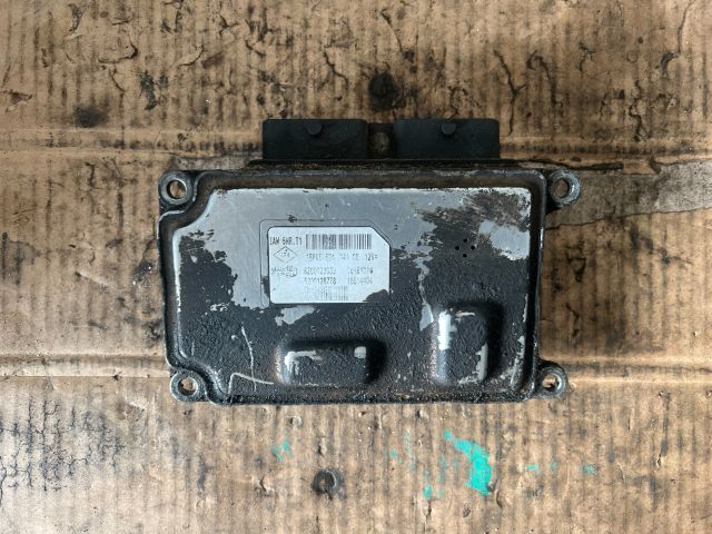 bontott RENAULT TWINGO I Motorvezérlő