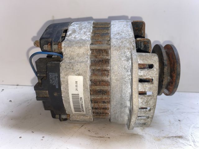 bontott RENAULT TWINGO I Generátor