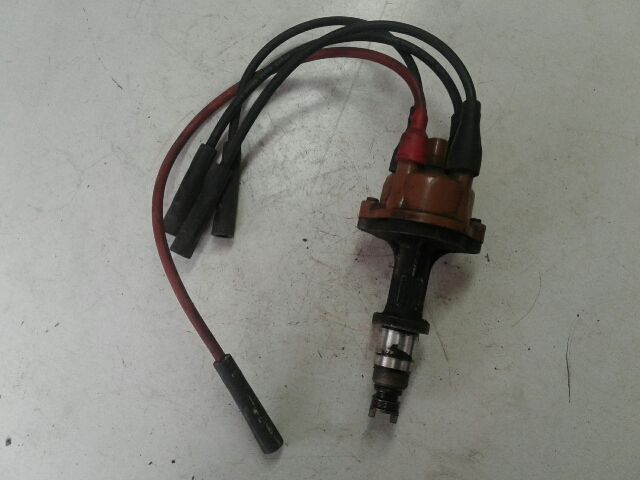 bontott RENAULT TWINGO I Gyújtáselosztó és Gyertya Kábel