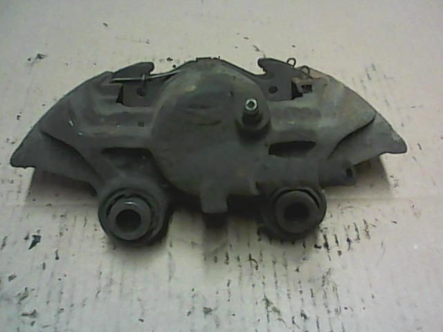 bontott RENAULT TWINGO I Jobb első Féknyereg Munkahengerrel