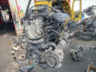 bontott RENAULT TWINGO I Komplett Motor (Segédberendezésekkel)