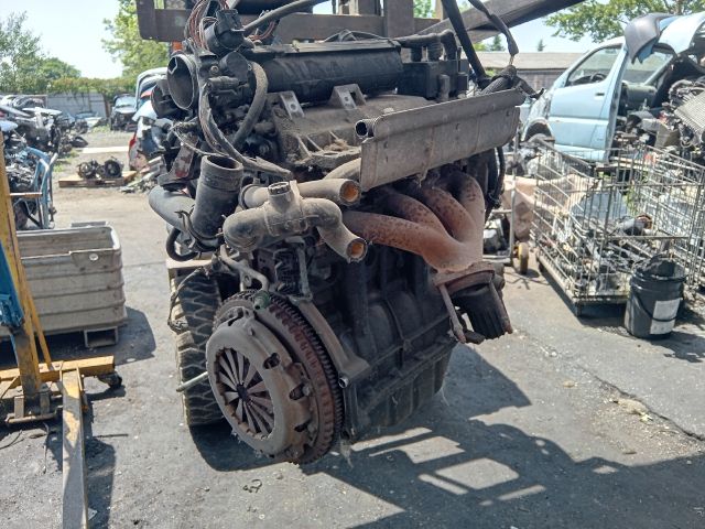 bontott RENAULT TWINGO I Komplett Motor (Segédberendezésekkel)