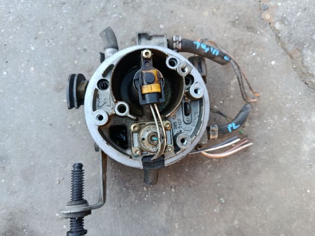 bontott RENAULT TWINGO I Központi Injektor