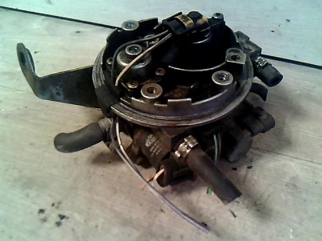 bontott RENAULT TWINGO I Központi Injektor