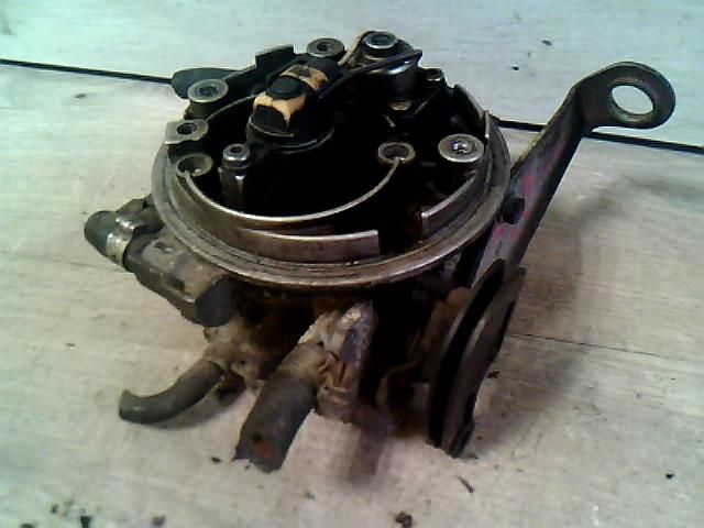 bontott RENAULT TWINGO I Központi Injektor