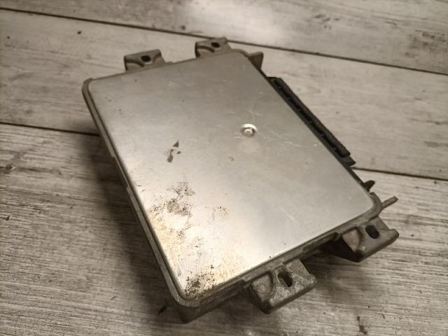 bontott RENAULT TWINGO I Motorvezérlő