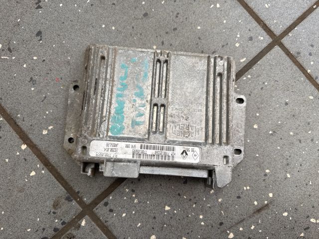 bontott RENAULT TWINGO I Motorvezérlő