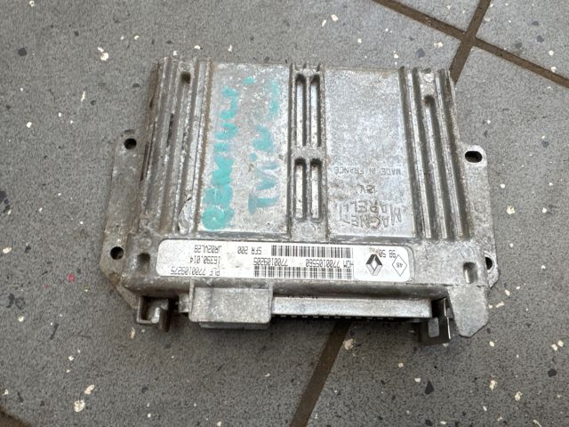 bontott RENAULT TWINGO I Motorvezérlő