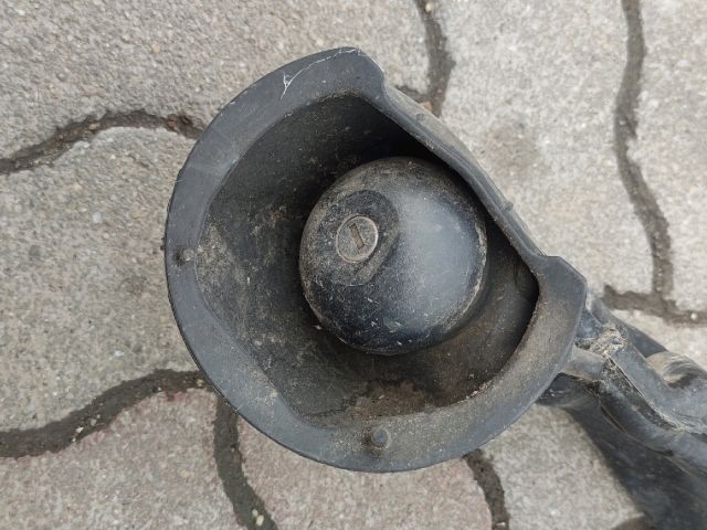 bontott RENAULT TWINGO I Tankbetöltő Cső (Fém)