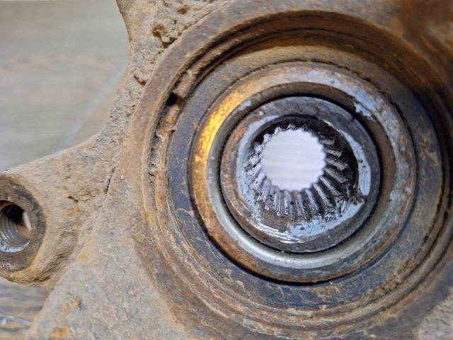 bontott RENAULT TWINGO I Bal első Csonkállvány Kerékaggyal