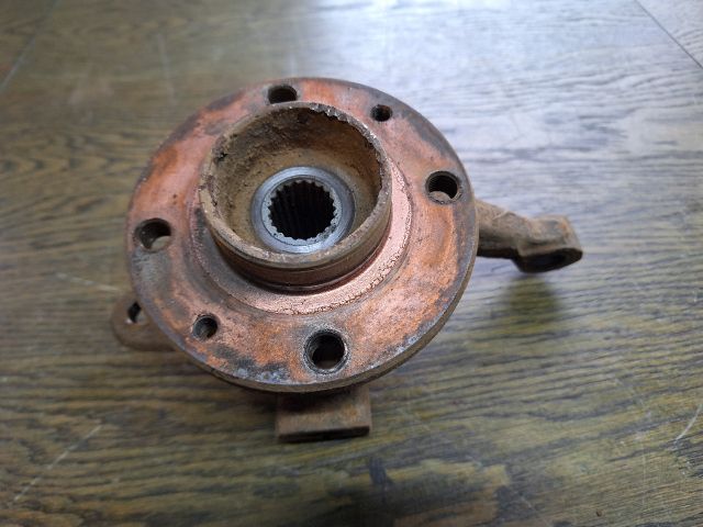 bontott RENAULT TWINGO I Bal első Csonkállvány Kerékaggyal