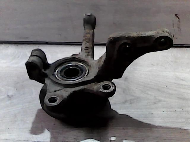 bontott RENAULT TWINGO I Bal első Csonkállvány Kerékaggyal