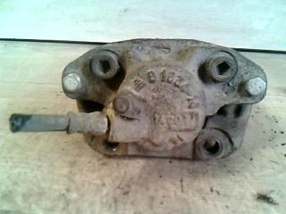 bontott RENAULT TWINGO I Bal első Féknyereg Munkahengerrel