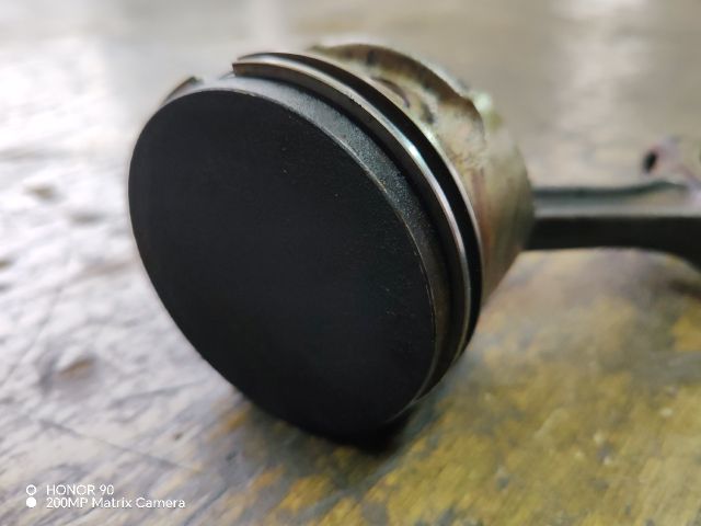 bontott RENAULT TWINGO I Dugattyú és Hajtókar