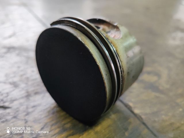 bontott RENAULT TWINGO I Dugattyú és Hajtókar