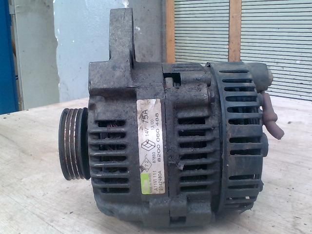 bontott RENAULT TWINGO I Generátor