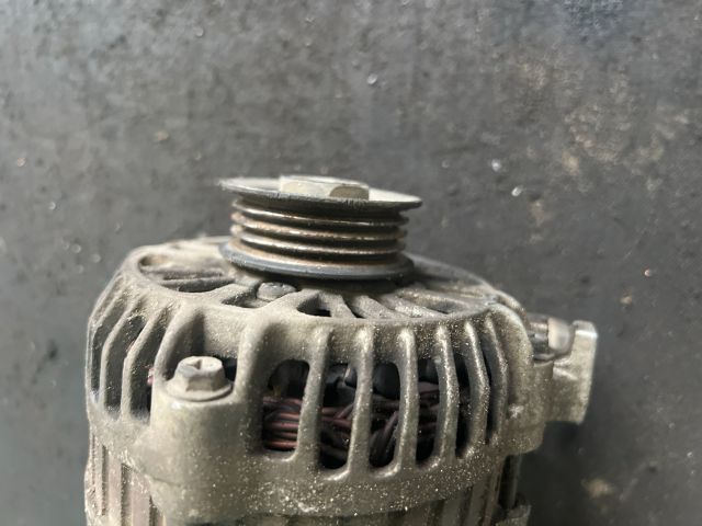 bontott RENAULT TWINGO I Generátor