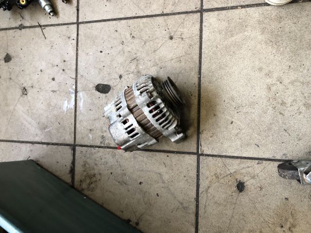 bontott RENAULT TWINGO I Generátor