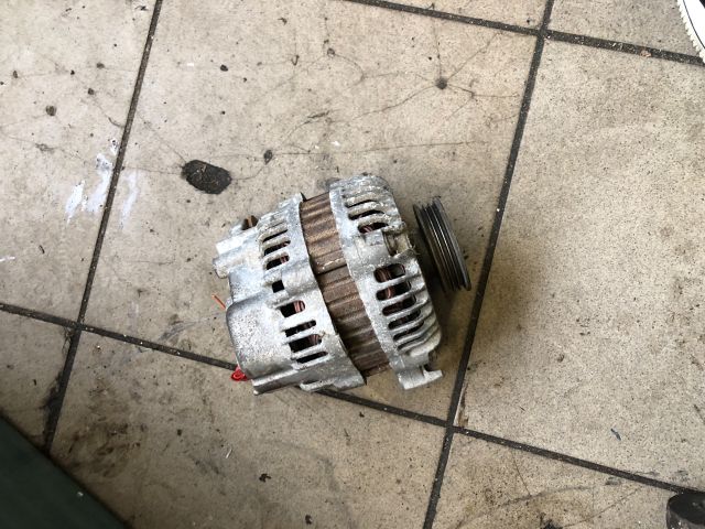 bontott RENAULT TWINGO I Generátor