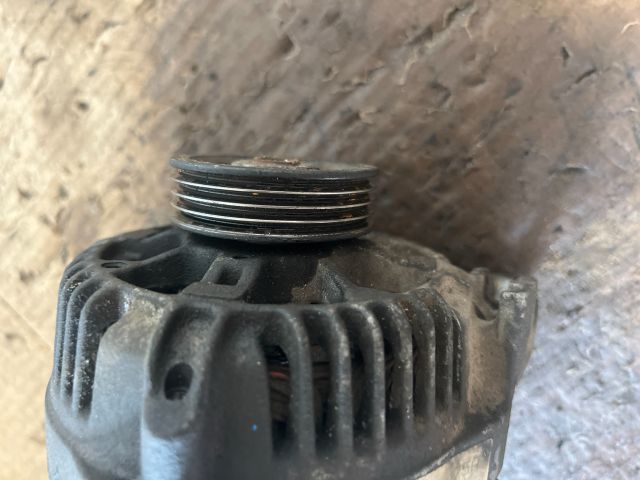 bontott RENAULT TWINGO I Generátor