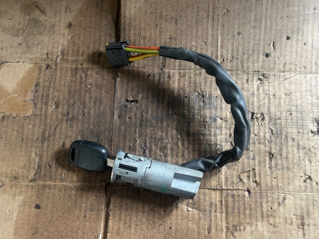 bontott RENAULT TWINGO I Gyújtáskapcsoló