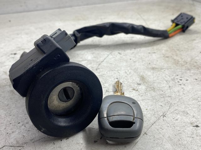 bontott RENAULT TWINGO I Gyújtáskapcsoló