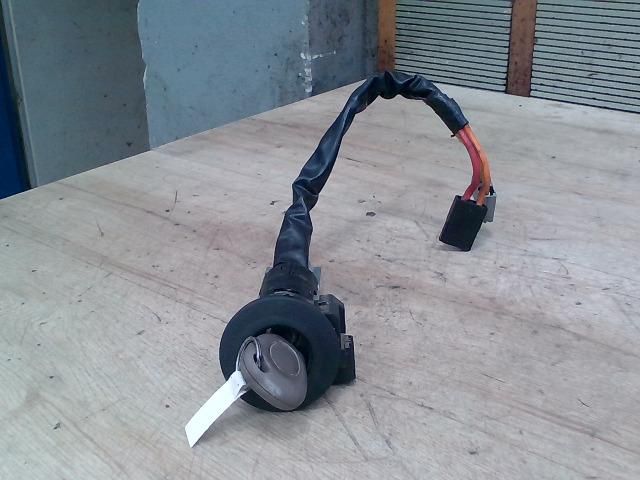 bontott RENAULT TWINGO I Gyújtáskapcsoló