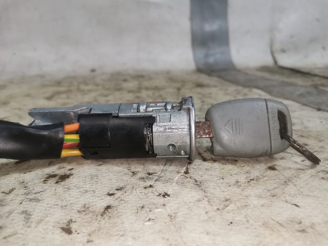 bontott RENAULT TWINGO I Gyújtáskapcsoló