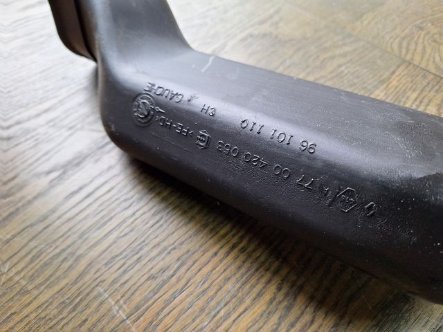 bontott RENAULT TWINGO I Légbeömlő Cső