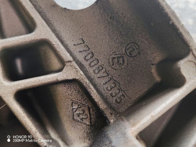 bontott RENAULT TWINGO I Motor Tartó Bak (Fém)