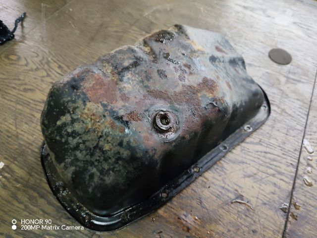 bontott RENAULT TWINGO I Olajteknő