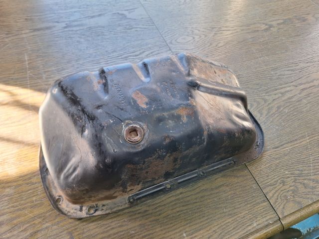 bontott RENAULT TWINGO I Olajteknő