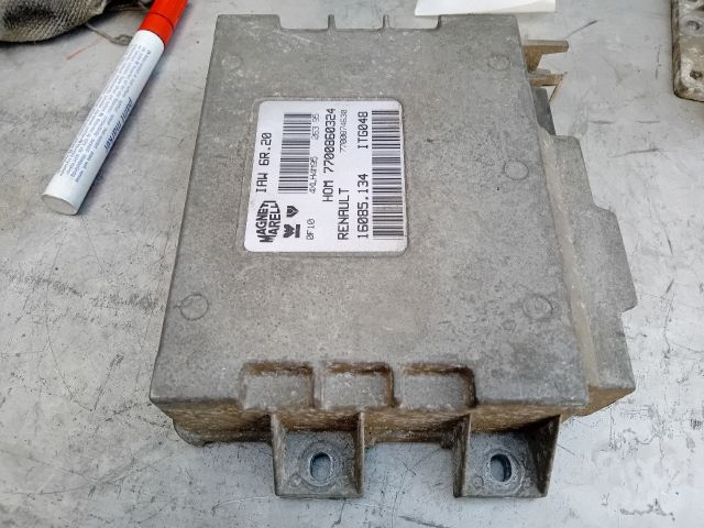 bontott RENAULT TWINGO I Motorvezérlő