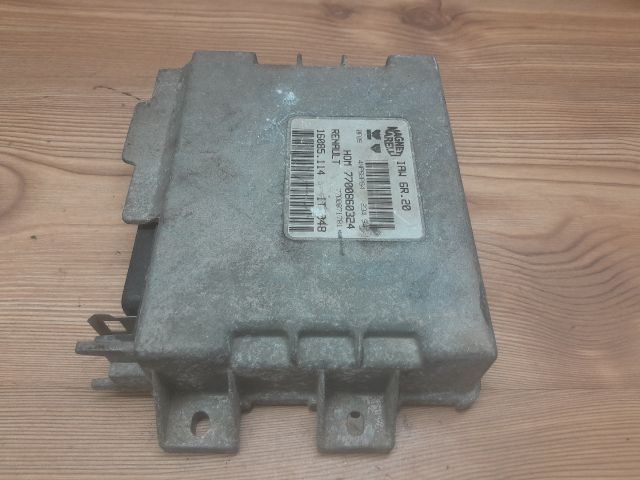 bontott RENAULT TWINGO I Motorvezérlő