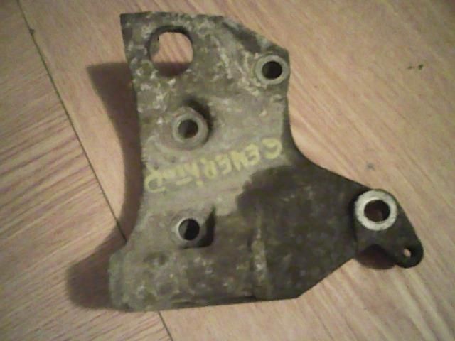 bontott RENAULT TWINGO I Generátor Tartó Bak