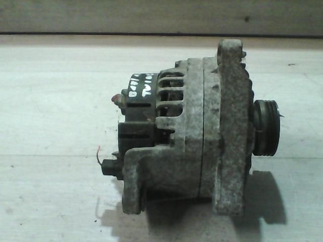 bontott RENAULT TWINGO I Generátor