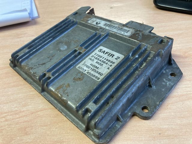 bontott RENAULT TWINGO I Motorvezérlő