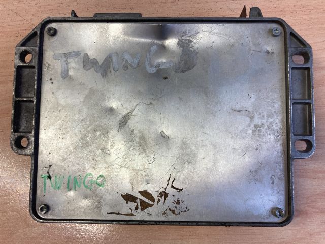 bontott RENAULT TWINGO I Motorvezérlő