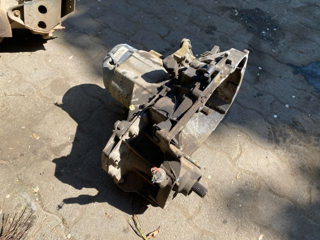 bontott RENAULT TWINGO I Váltó (Mechanikus)