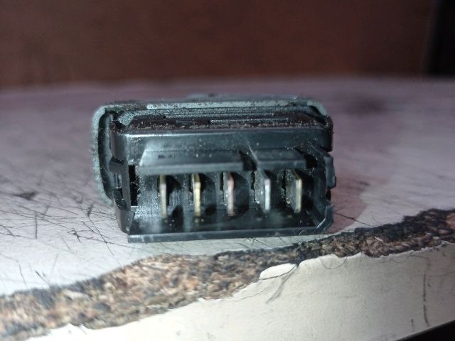 bontott RENAULT TWINGO I Ablakemelő Kapcsoló (Pozíciófüggetlen)