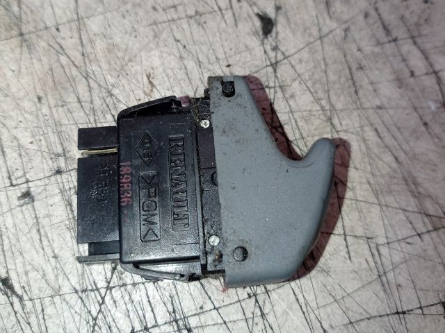 bontott RENAULT TWINGO I Ablakemelő Kapcsoló (Pozíciófüggetlen)