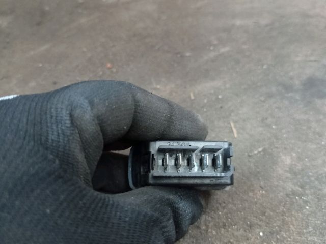 bontott RENAULT TWINGO I Ablakemelő Kapcsoló (Pozíciófüggetlen)