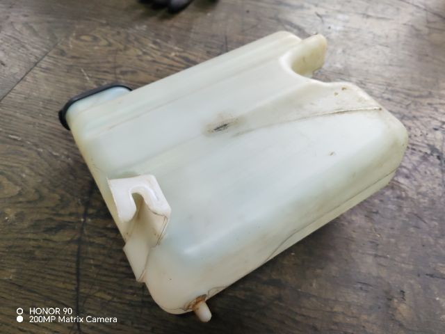 bontott RENAULT TWINGO I Ablakmosó Tartály