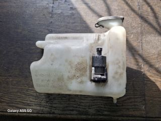 bontott RENAULT TWINGO I Ablakmosó Tartály