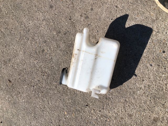 bontott RENAULT TWINGO I Ablakmosó Tartály