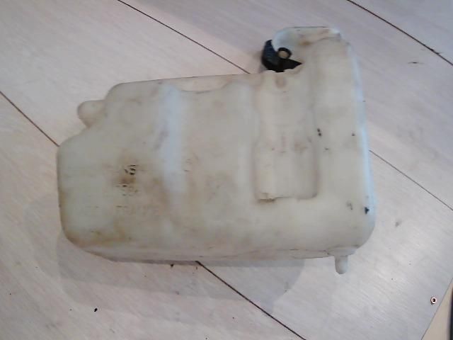 bontott RENAULT TWINGO I Ablakmosó Tartály