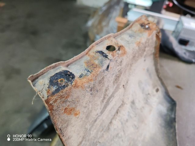 bontott RENAULT TWINGO I Bal első Sárvédő